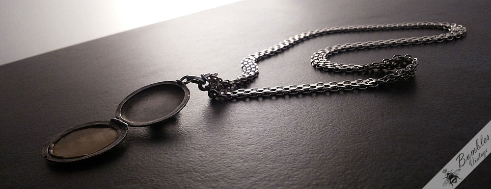 Vintage Sterling Silver Choker Locket Necklace - Image 6