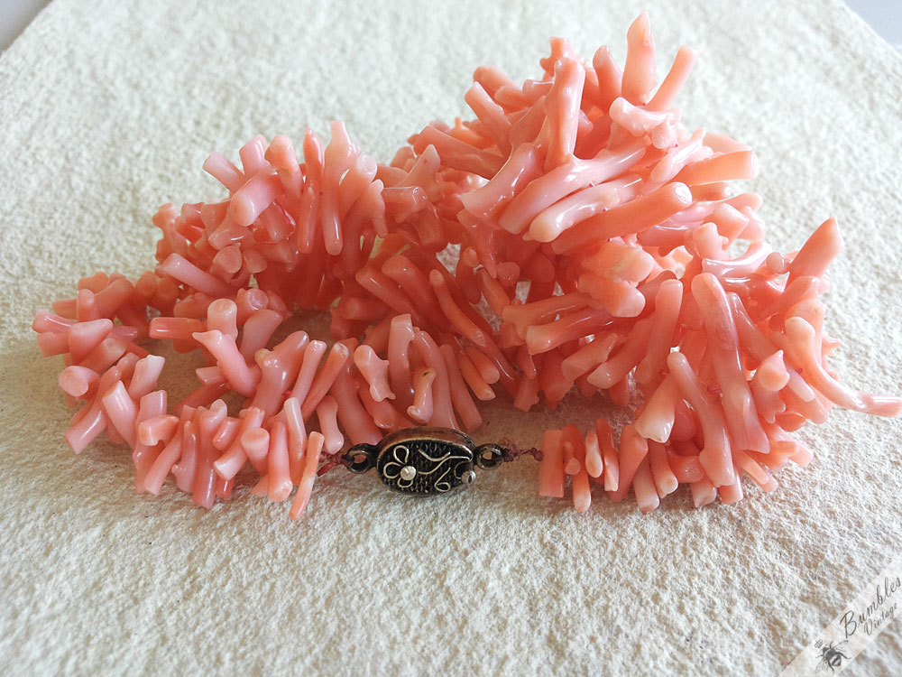 Vintage Angel Skin Natural Coral Graduated Branch Necklace - Image 8