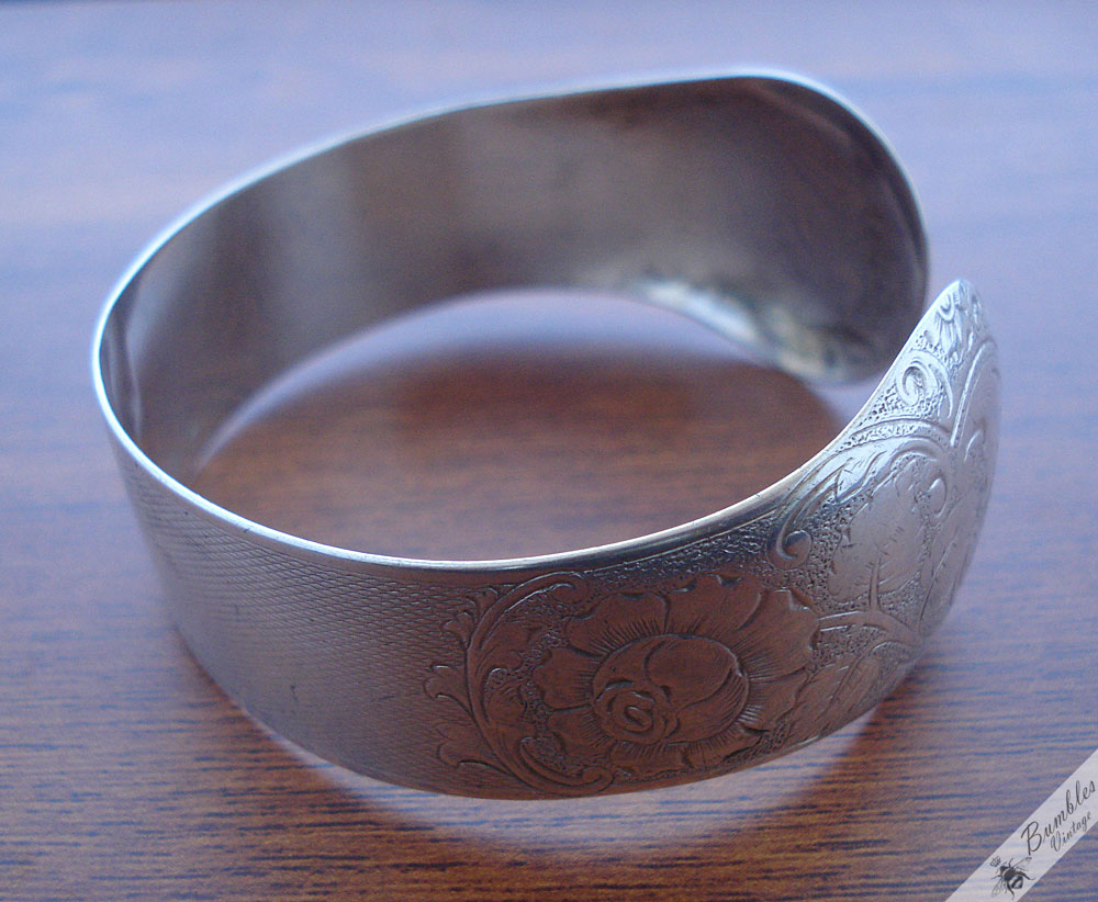 Vintage Finely Decorated 835 Silver Engraved Cuff Bangle Floral Flower Etching - Image 3