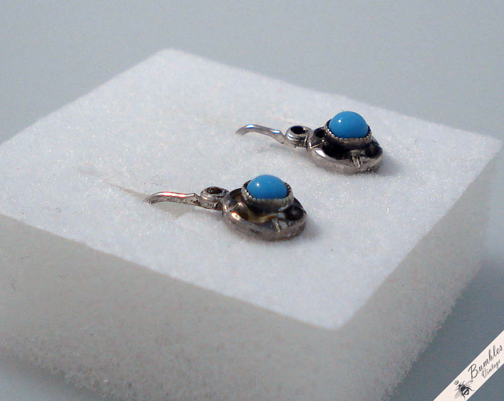 Vintage Petite Small European Lever Earrings Simulated Turqouise - Image 4
