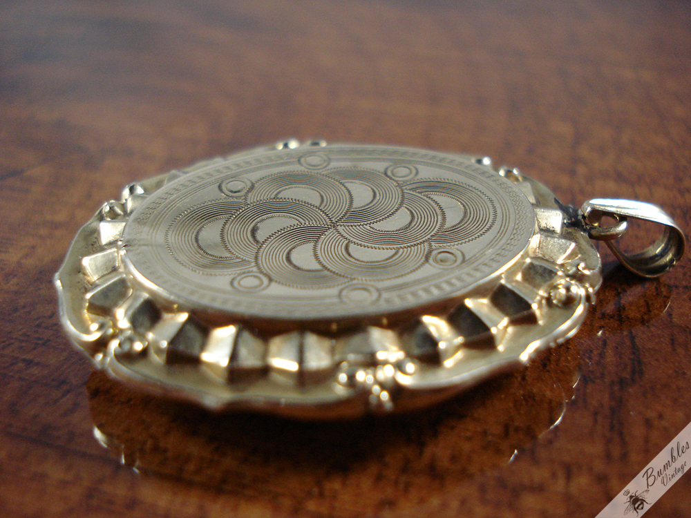 Antique Biedermeier Enamel Hand Painted 14k Gold Locket c1840 - Image 9