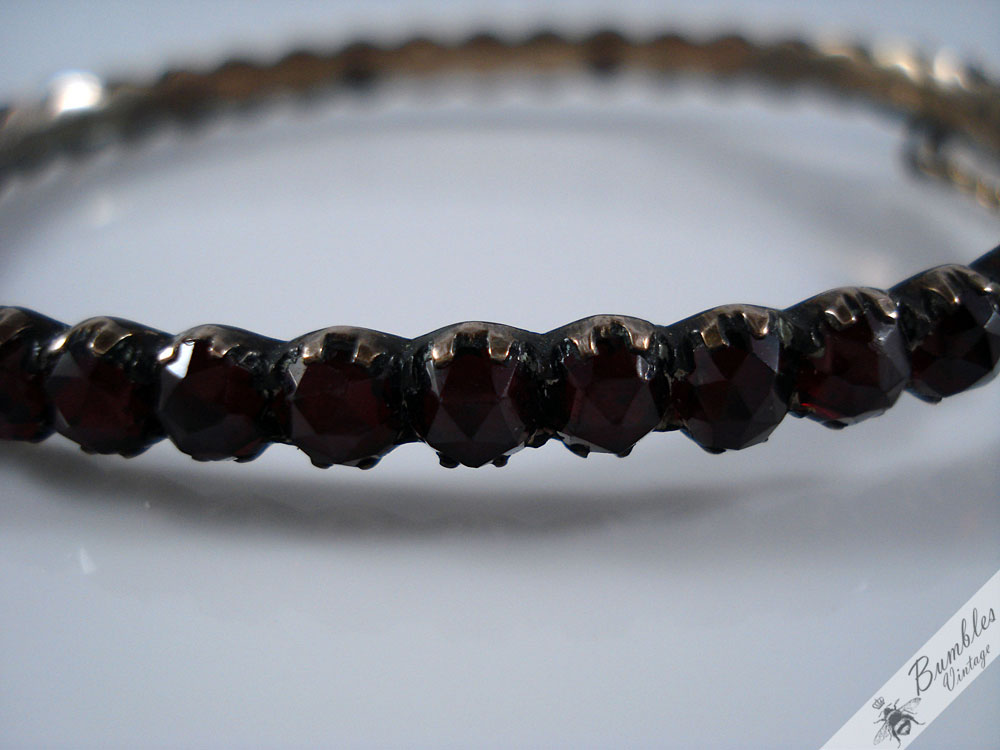 Antique Early Victorian Bohemian Garnet Hinged Bracelet - Image 11