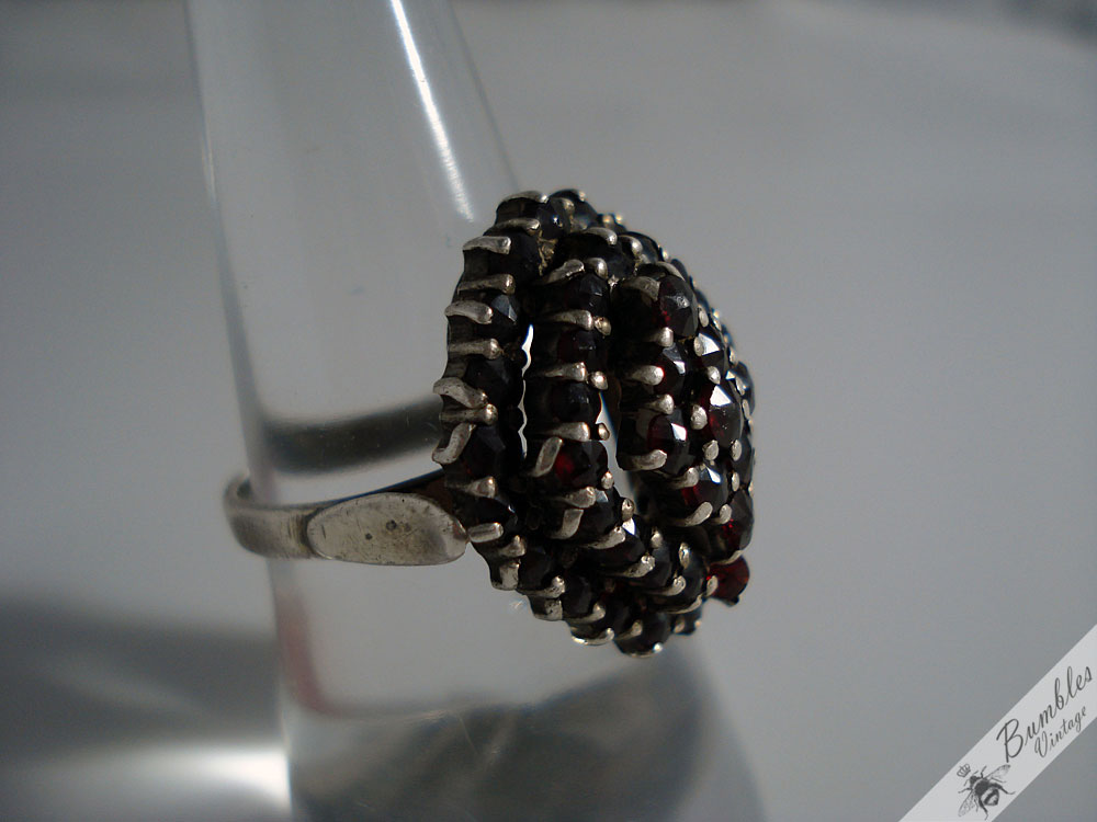 Rose Cut Bohemian Garnet 900 Silver Vintage Cluster Ring c1950 - Image 7