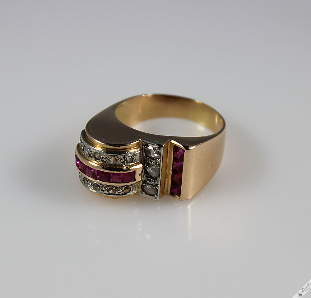 Unique Vintage Art Deco 18K Yellow Gold Diamond Ruby Cocktail Ring c1930 - Image 3